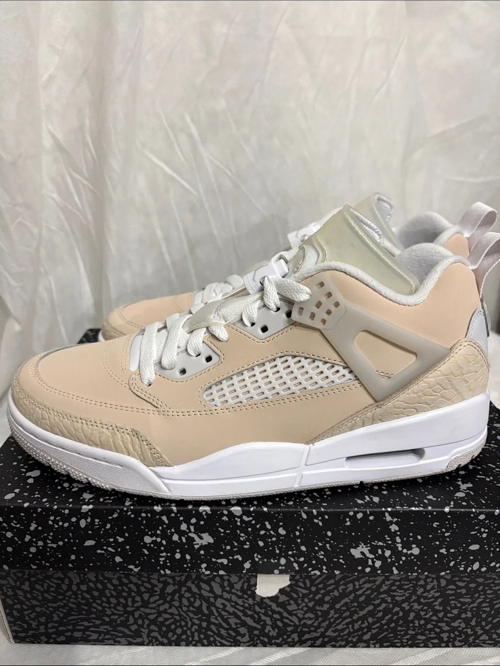 Jordan Spizike Low Sanddrift Sneakers size 8 NWT